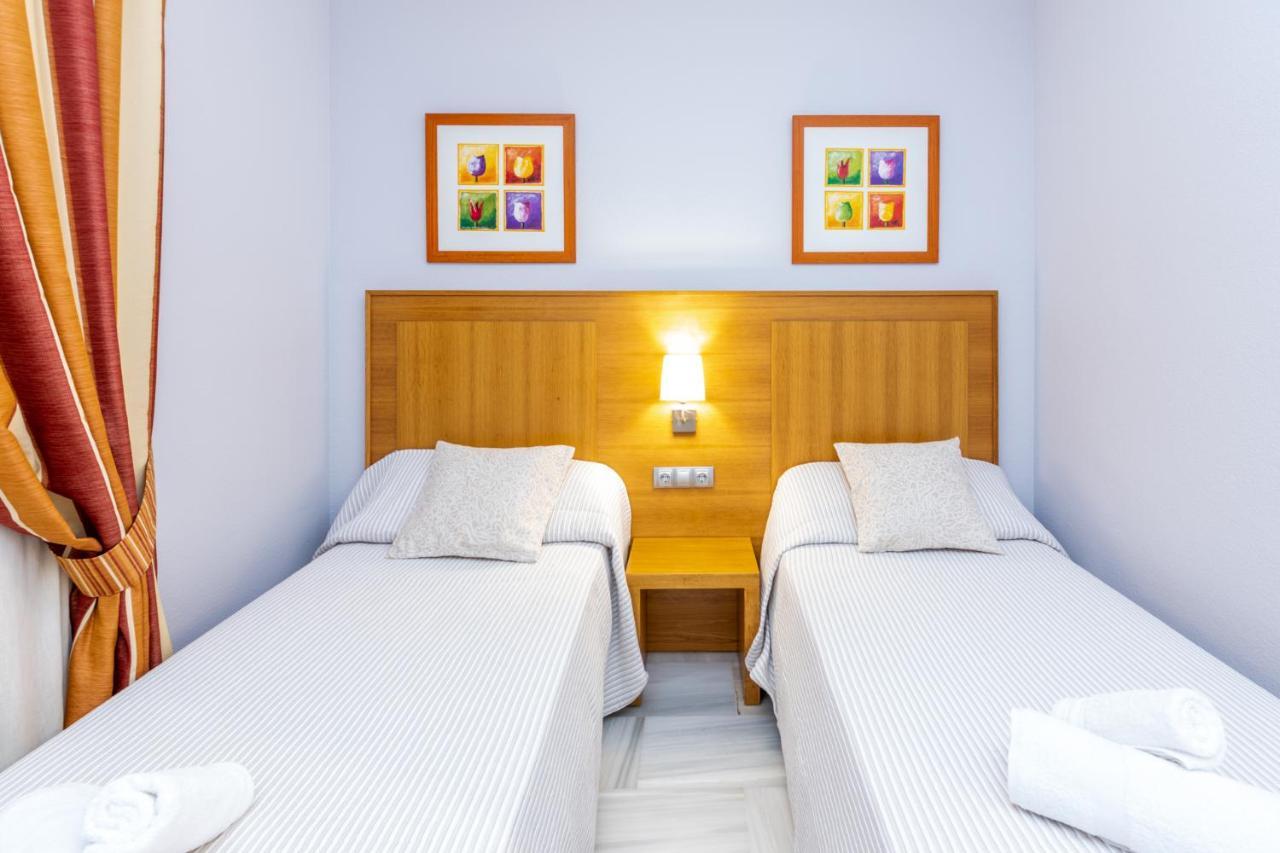 2 Habs Buena Terraza Con Bbq - Wifi, Piscina Apartment Mijas Luaran gambar